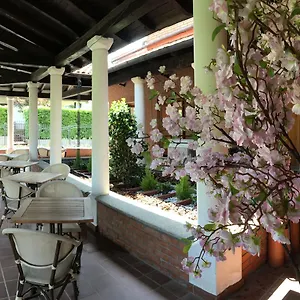 Ostello Casa Emmaus, Maccagno